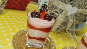 Bicchierino di fragole innamorate