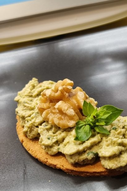 Pesto o paté di olive verdi