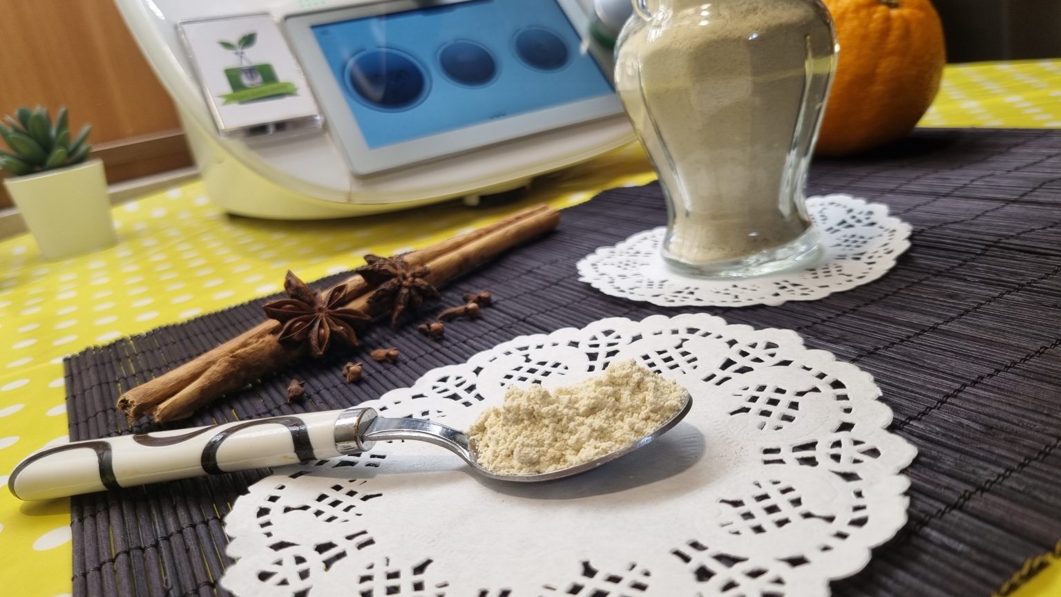 Zucchero aromatizzato all’arancia e spezie