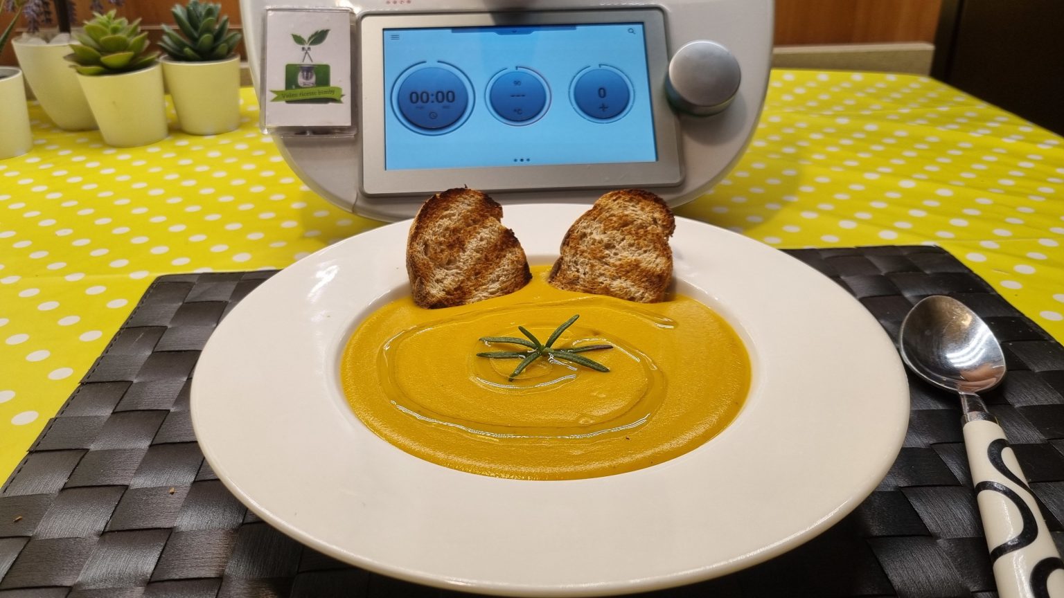 Vellutata di verdure cremosa